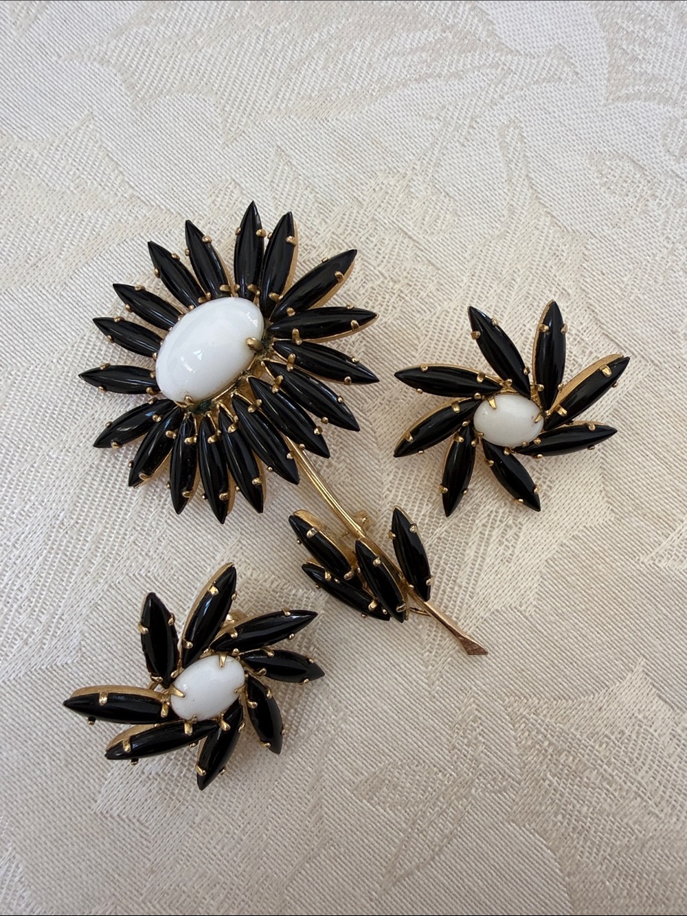 RARE SIGNED SCHREINER NEW YORK 3-PIECE FLORAL SET 🖤🌼